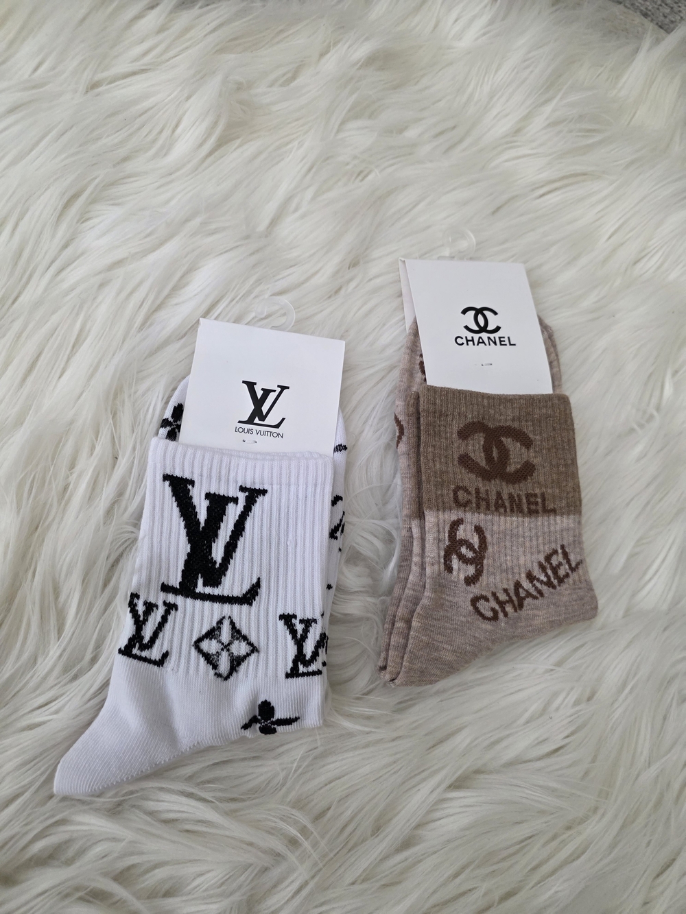 Charming Socks 2 Pairs